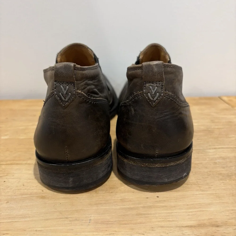 John Varvatos Brown Leather Low Chelsea Boots Pull On Men's Size 8.5 Made Italy